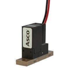 series_067_rocker_mechanism_long_flange_cable_ends.jpg